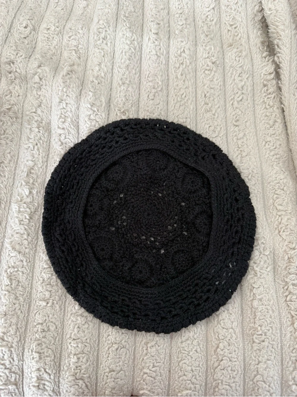Black Knit Beret for Kids - Cozy Winter Hat